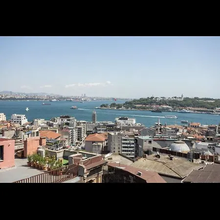 Near Taksim - Luxury House With View Estambul